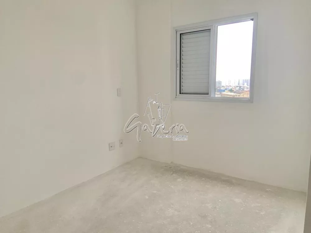 Apartamento à venda com 2 quartos, 70m² - Foto 2