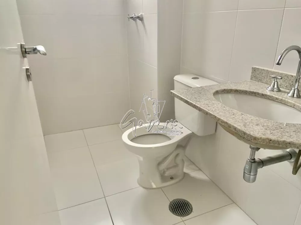 Apartamento à venda com 2 quartos, 70m² - Foto 4