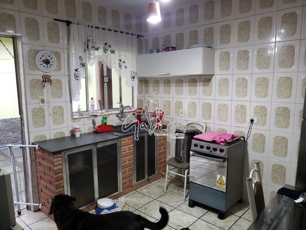 Casa, 3 quartos, 206 m² - Foto 1