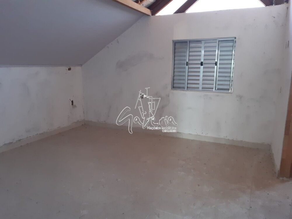 Casa, 3 quartos, 206 m² - Foto 3