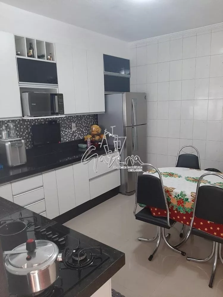 Sobrado à venda com 2 quartos, 117m² - Foto 2