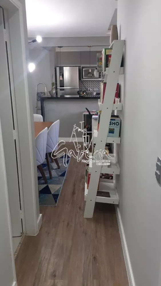 Apartamento à venda com 2 quartos, 50m² - Foto 4