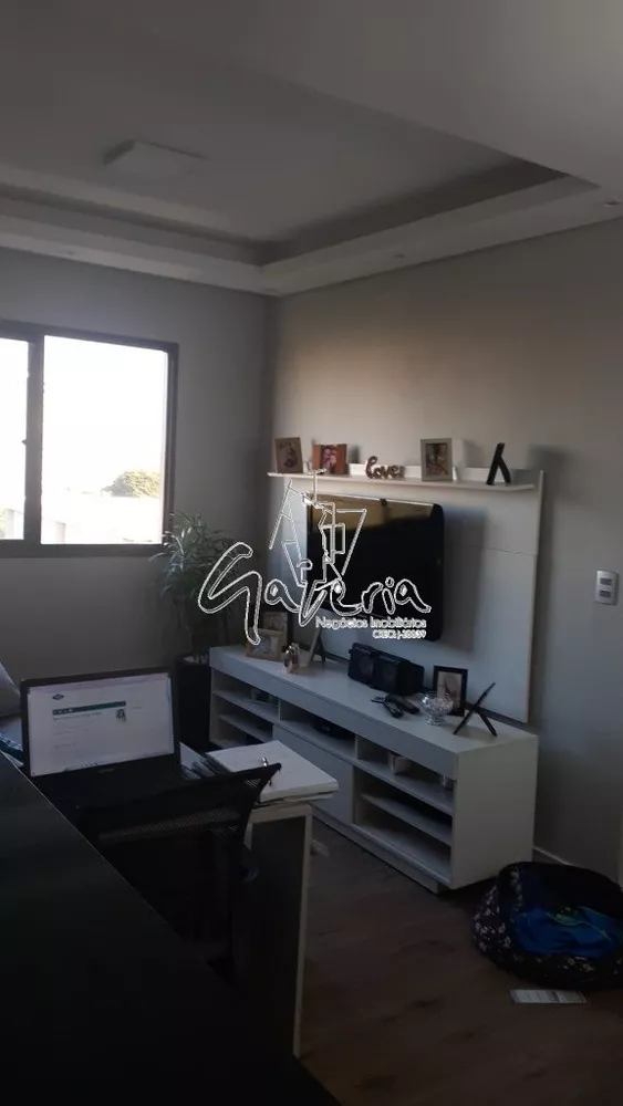 Apartamento à venda com 2 quartos, 50m² - Foto 2