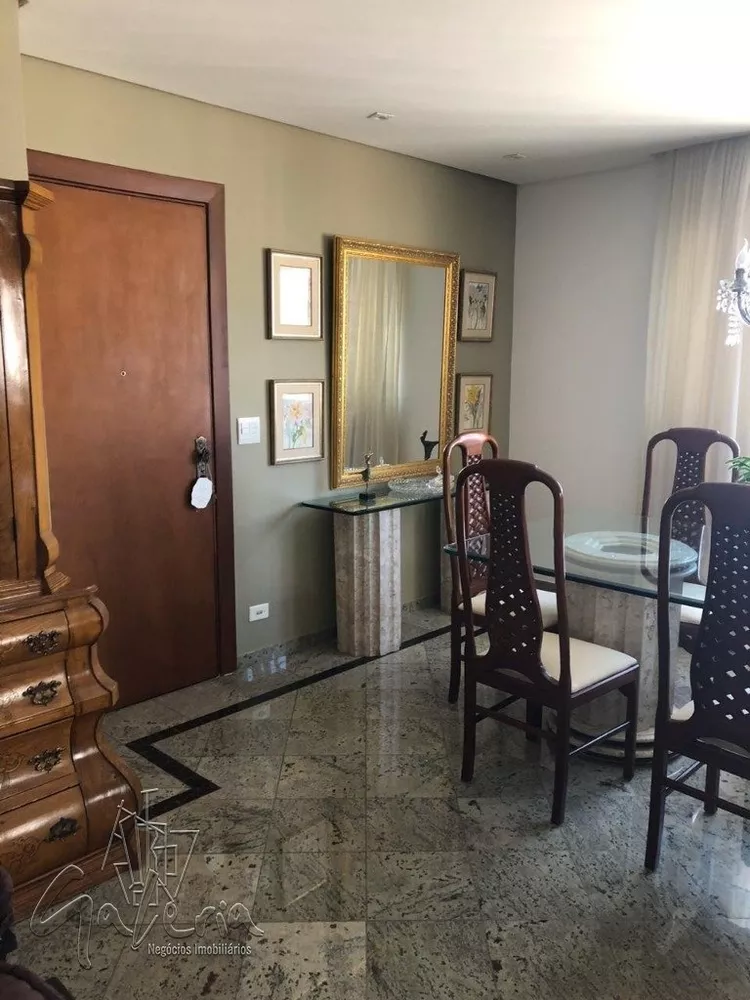 Apartamento à venda com 3 quartos, 170m² - Foto 6