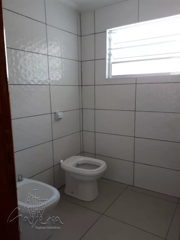 Casa à venda com 2 quartos, 213m² - Foto 11