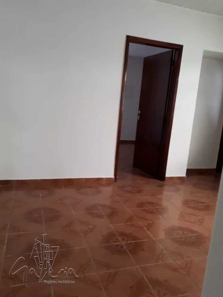 Casa à venda com 2 quartos, 213m² - Foto 2