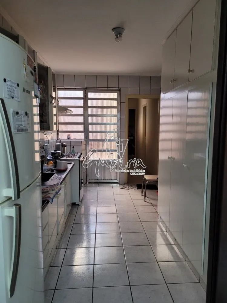 Casa, 3 quartos, 224 m² - Foto 3