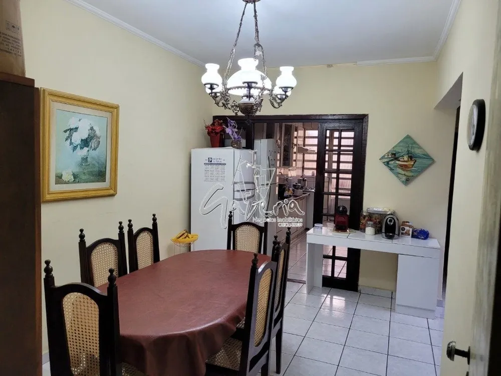 Casa, 3 quartos, 224 m² - Foto 4