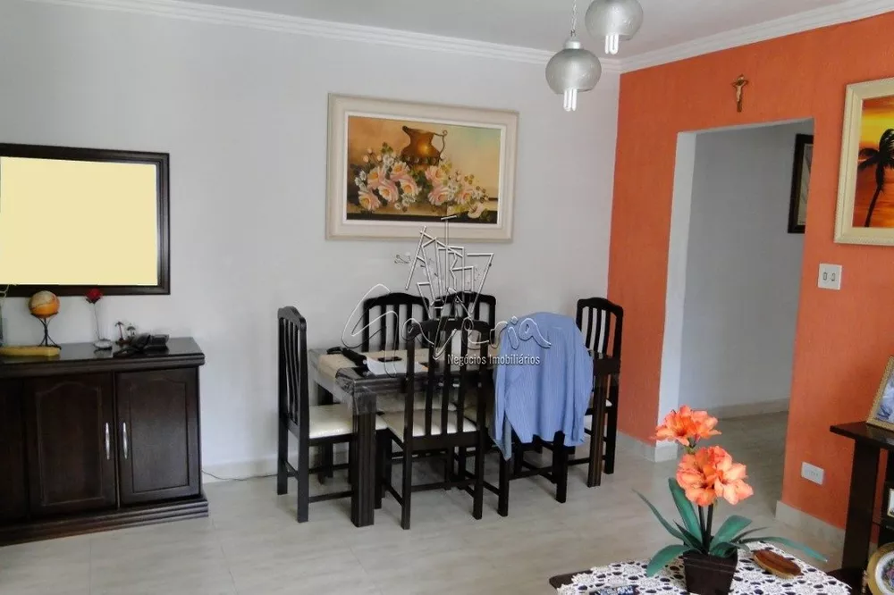 Apartamento à venda com 2 quartos, 75m² - Foto 1