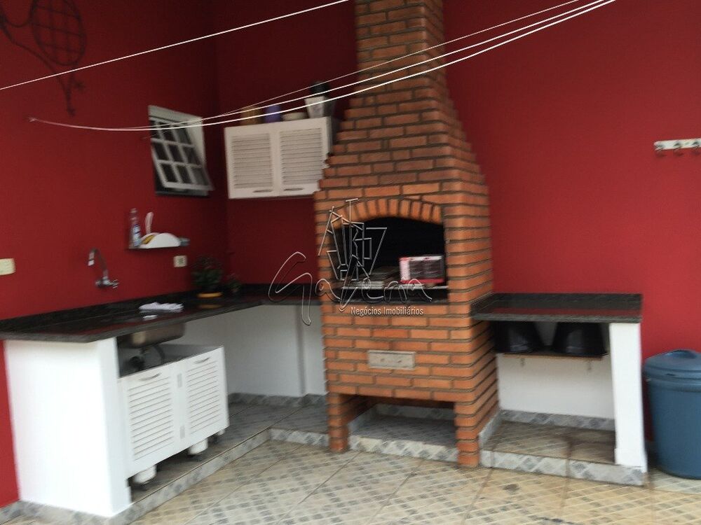 Sobrado à venda com 2 quartos, 142m² - Foto 2