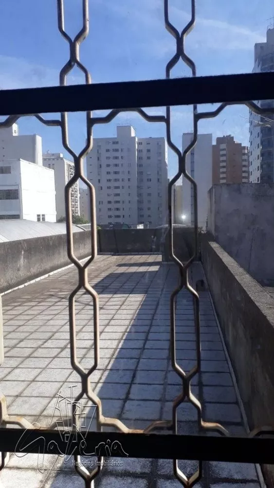 Sobrado à venda com 6 quartos, 330m² - Foto 8