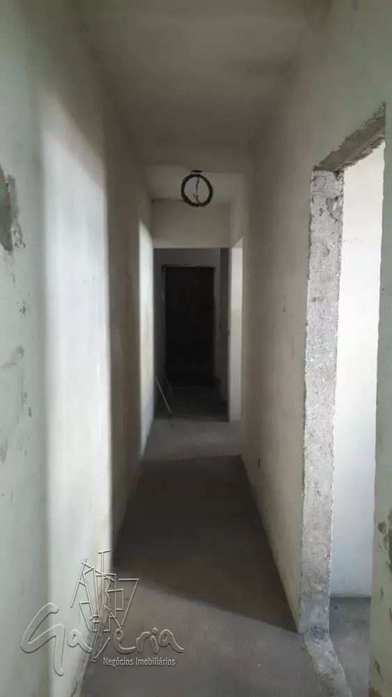 Sobrado à venda com 6 quartos, 330m² - Foto 3