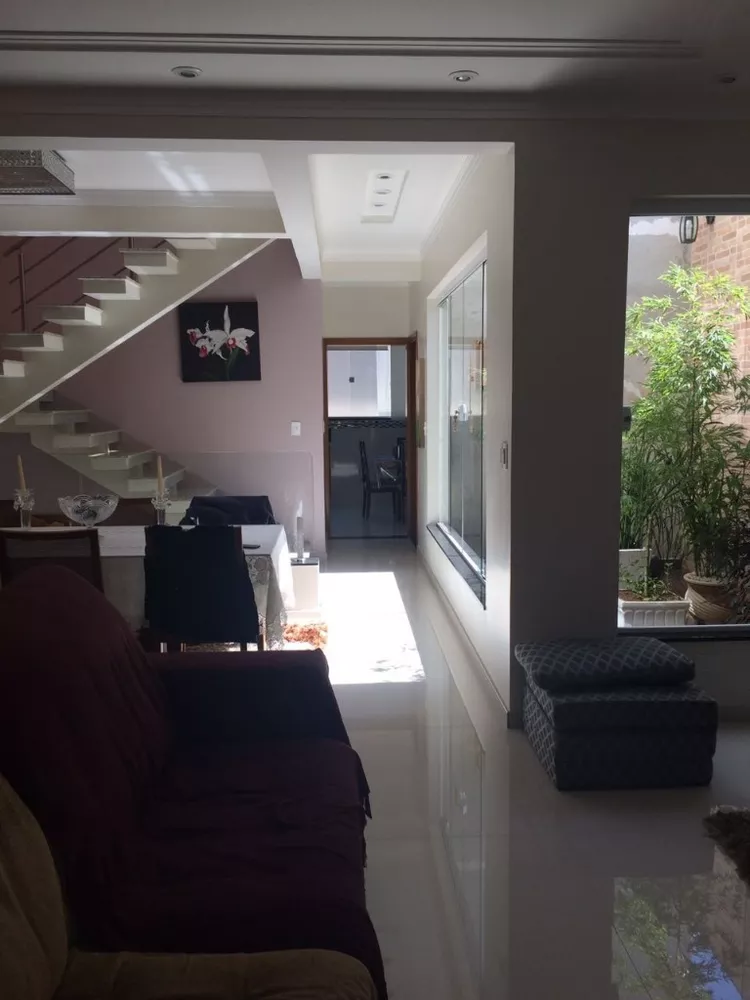 Sobrado à venda com 3 quartos, 306m² - Foto 4