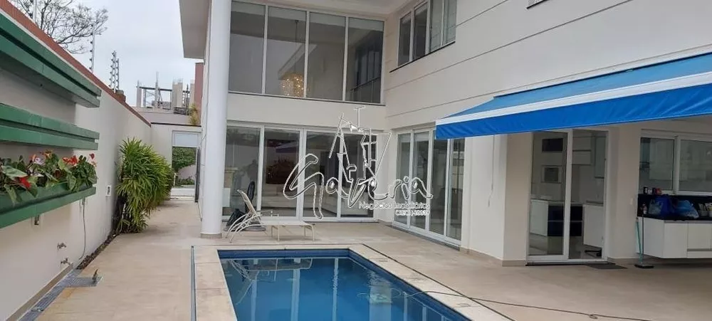 Sobrado à venda com 3 quartos, 447m² - Foto 1