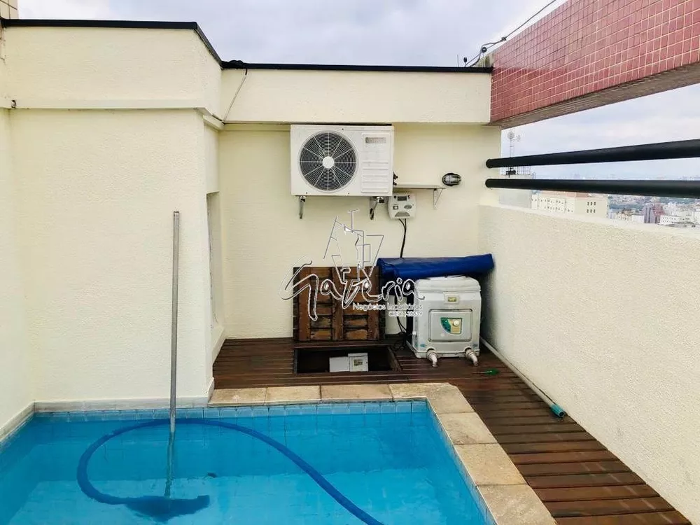 Cobertura à venda com 3 quartos, 204m² - Foto 1