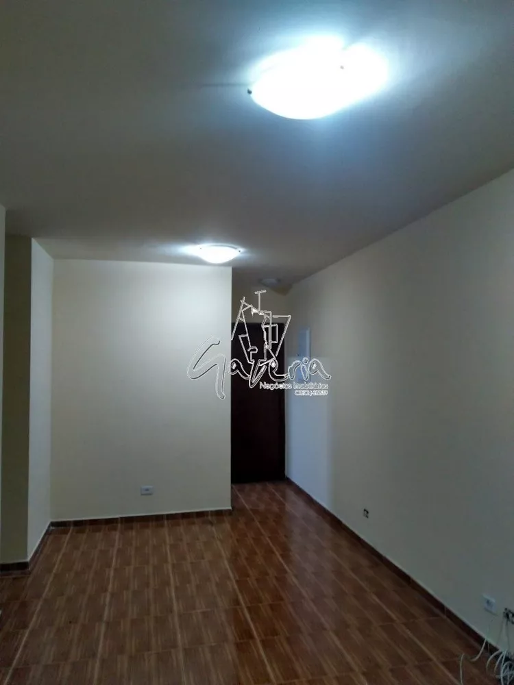 Apartamento à venda com 3 quartos, 105m² - Foto 3