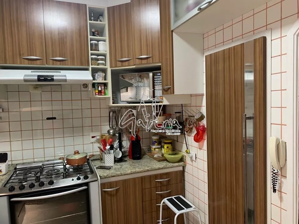 Sobrado à venda com 4 quartos, 250m² - Foto 5