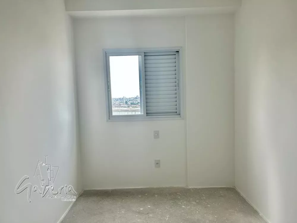 Apartamento à venda com 2 quartos, 67m² - Foto 13