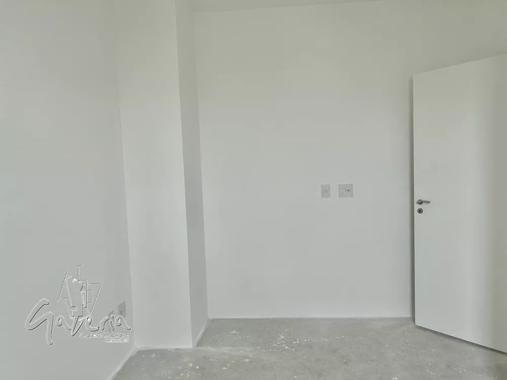 Apartamento à venda com 2 quartos, 67m² - Foto 14