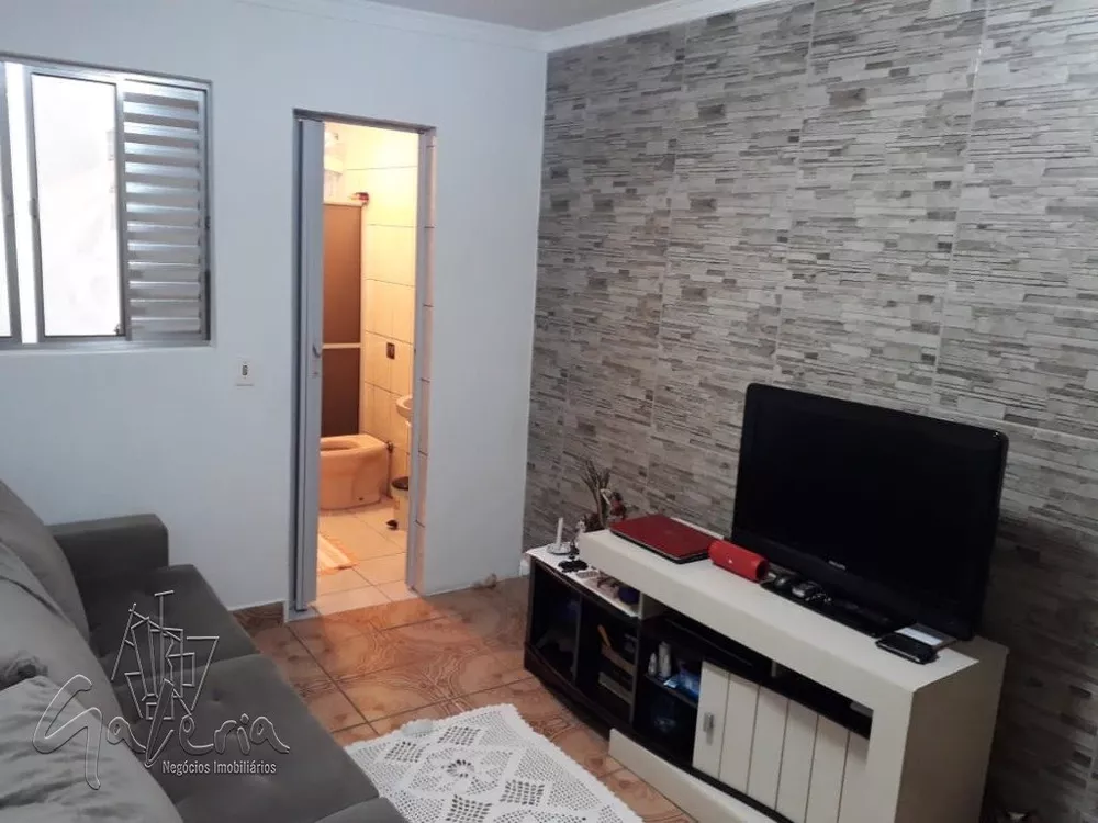 Sobrado à venda com 2 quartos, 100m² - Foto 1