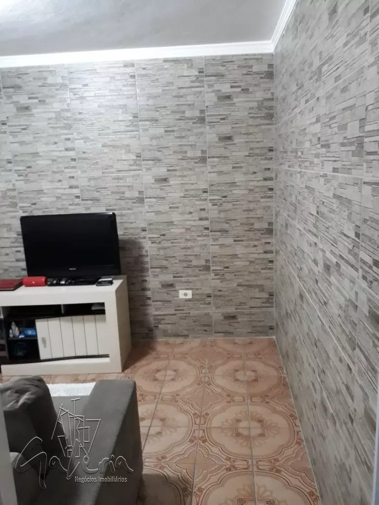 Sobrado à venda com 2 quartos, 100m² - Foto 2