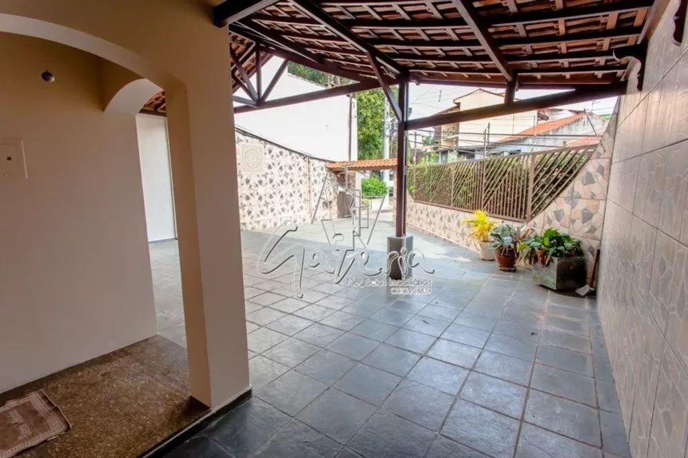 Casa, 3 quartos, 257 m² - Foto 3