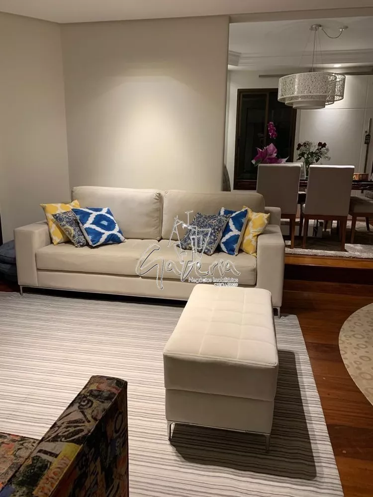 Apartamento à venda com 3 quartos, 217m² - Foto 6