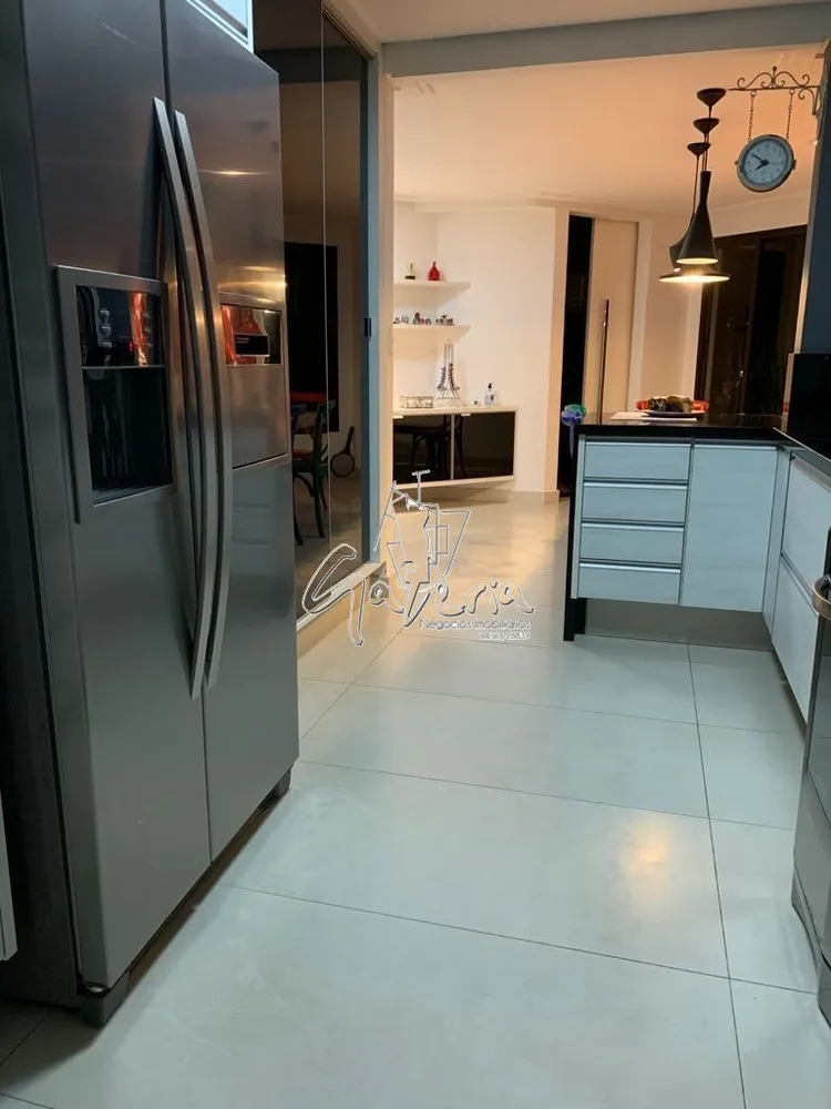 Apartamento, 3 quartos, 217 m² - Foto 14