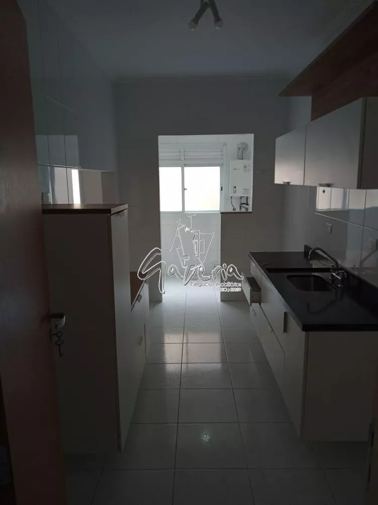 Apartamento à venda com 3 quartos, 96m² - Foto 7