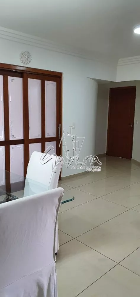 Apartamento à venda com 3 quartos, 128m² - Foto 11