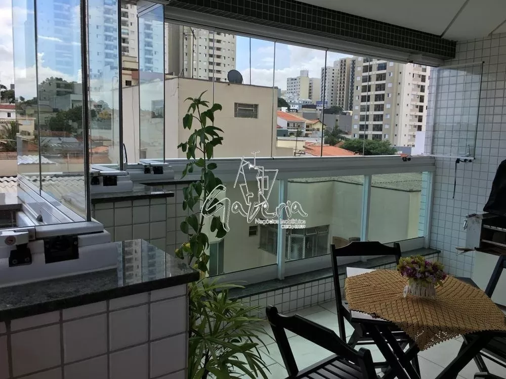 Apartamento à venda com 3 quartos, 188m² - Foto 1