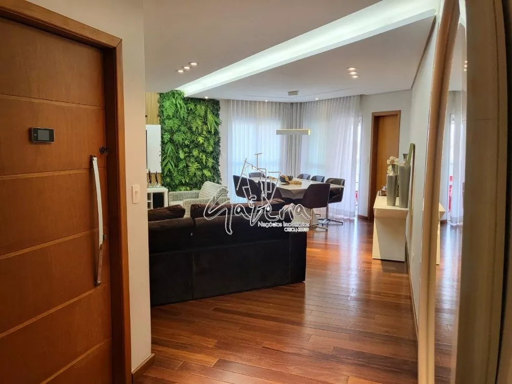 Apartamento à venda com 3 quartos, 188m² - Foto 2