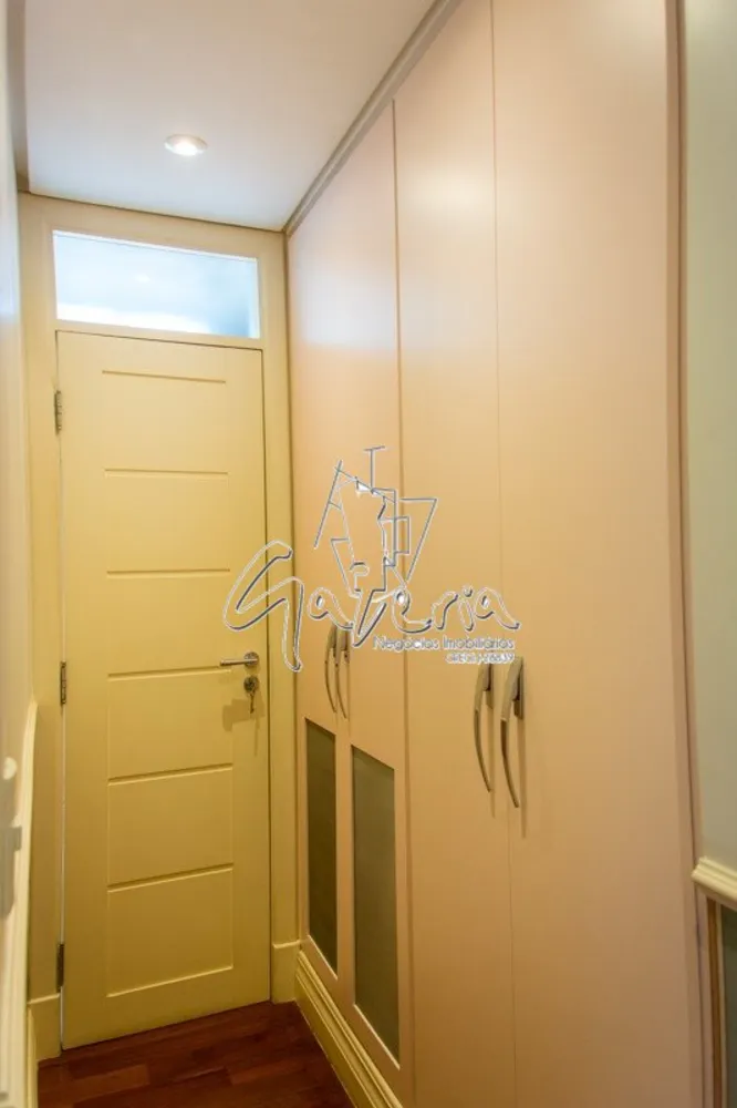 Apartamento, 3 quartos, 248 m² - Foto 14