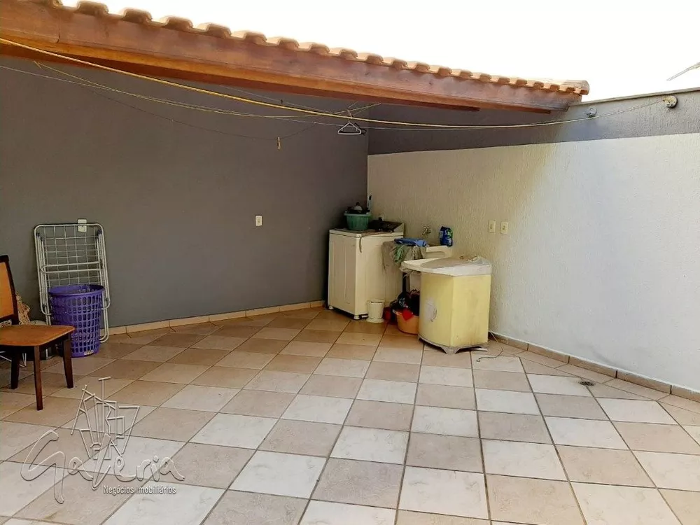 Sobrado à venda com 3 quartos, 300m² - Foto 22