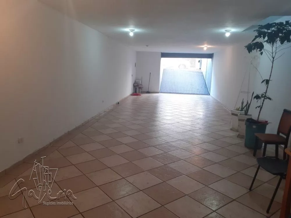 Sobrado à venda com 3 quartos, 300m² - Foto 25