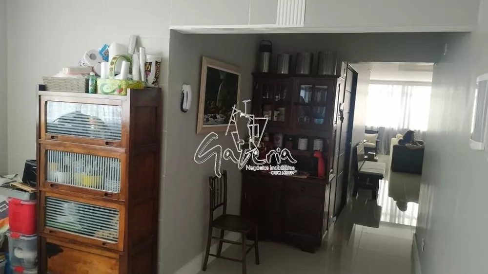 Apartamento à venda com 3 quartos, 200m² - Foto 7