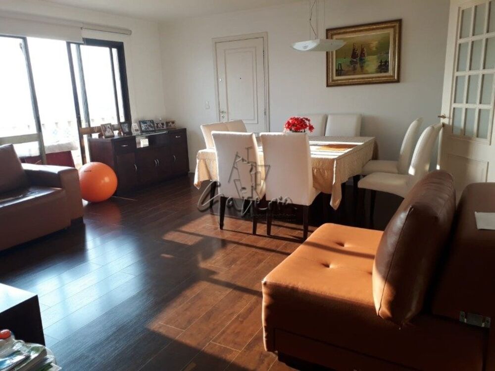 Apartamento à venda com 3 quartos, 132m² - Foto 1