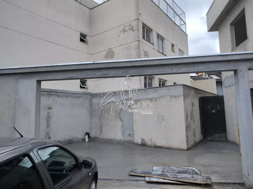 Sobrado à venda com 3 quartos, 200m² - Foto 4