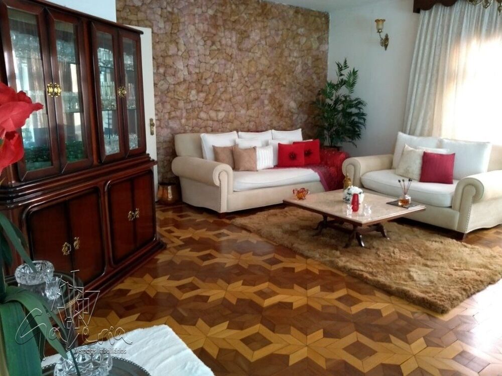 Casa, 3 quartos, 267 m² - Foto 1