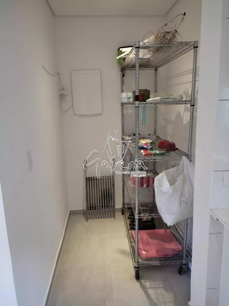 Sobrado, 3 quartos, 279 m² - Foto 8