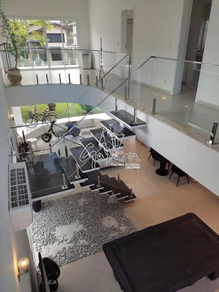 Sobrado, 3 quartos, 279 m² - Foto 8