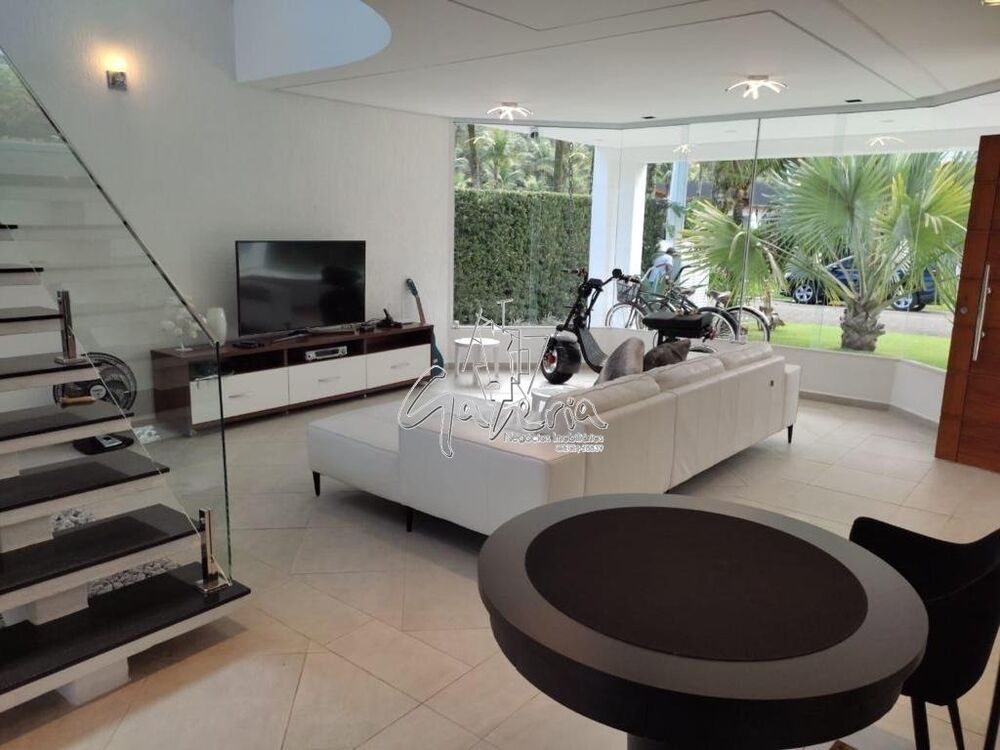 Sobrado, 3 quartos, 279 m² - Foto 2