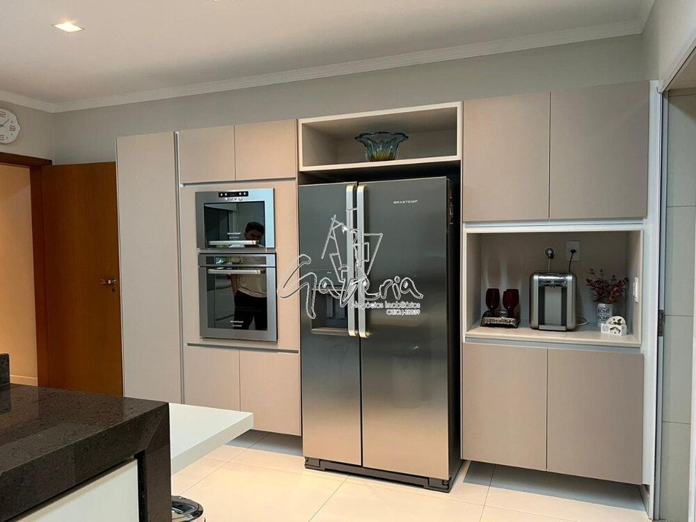 Sobrado à venda com 4 quartos, 324m² - Foto 17