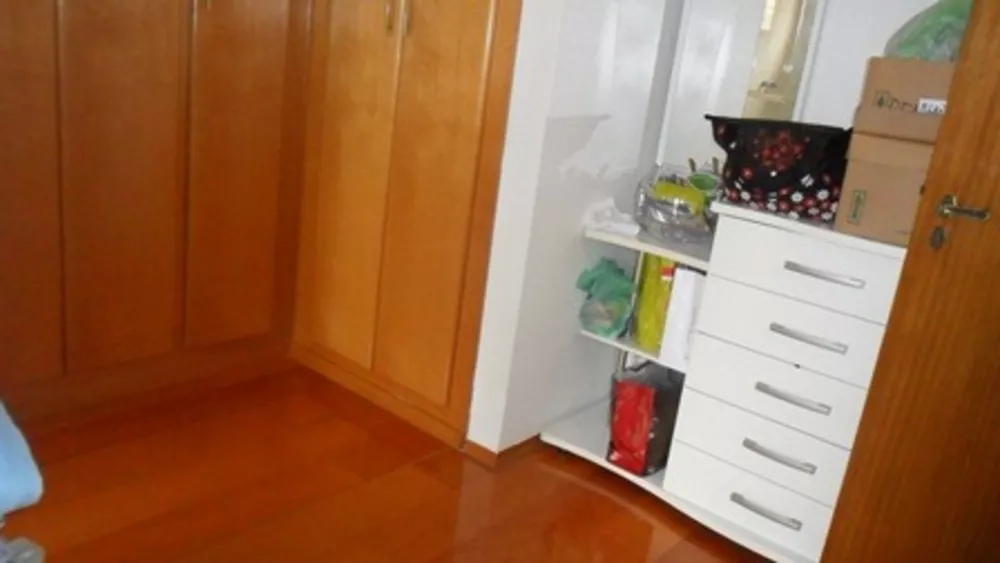 Apartamento à venda com 3 quartos, 150m² - Foto 7