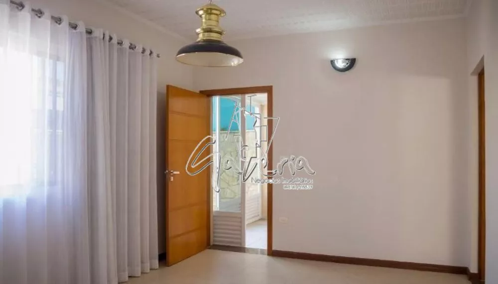 Sobrado à venda com 3 quartos, 138m² - Foto 1