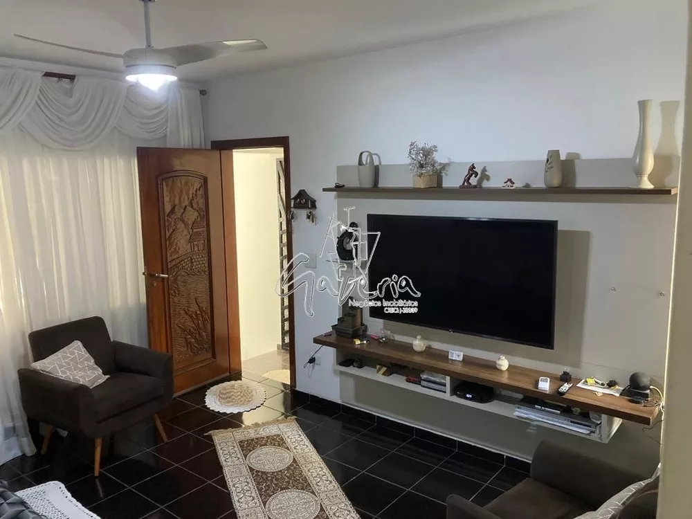 Sobrado à venda com 3 quartos, 175m² - Foto 1