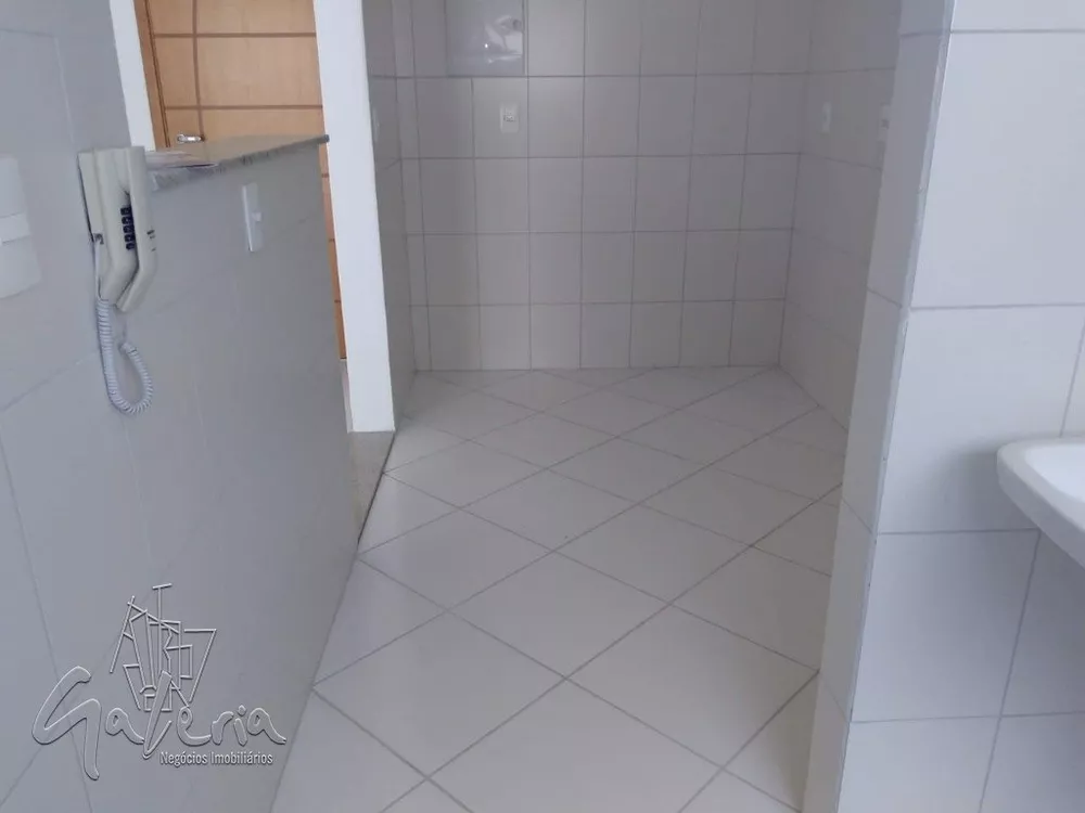 Apartamento à venda com 2 quartos, 50m² - Foto 6