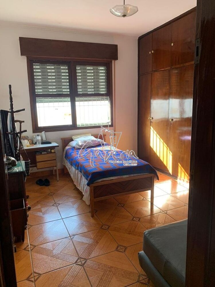 Casa à venda com 3 quartos, 261m² - Foto 15