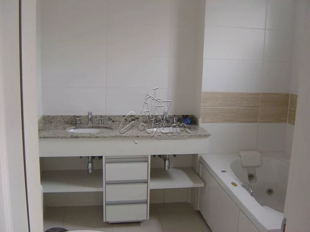 Apartamento à venda com 4 quartos, 156m² - Foto 13