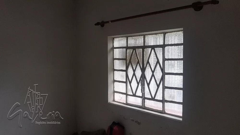 Casa à venda com 3 quartos, 300m² - Foto 7